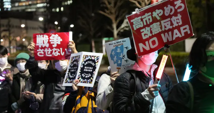 日本国内突然“炸锅”，14万人围堵国会：不许高市早苗再胡作非为