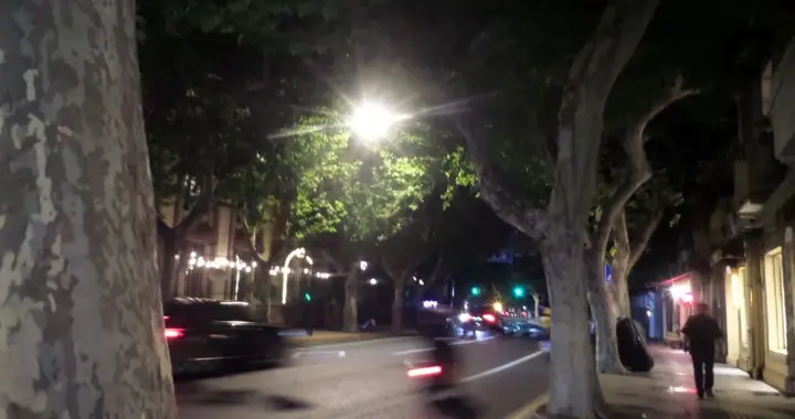 夜色降临 共赴这场朦胧的邀约吧