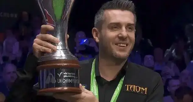 塞尔比第三度问鼎英锦赛，三大赛战绩远远领先其他80五虎