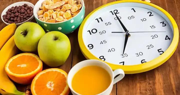 下午5点后不吃任何东西，我坚持4周，没想到成功减了10斤！