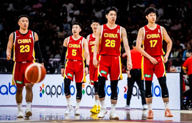 28分惨案+日本狂胜！世预赛最新积分榜：中国男篮飙升至第3