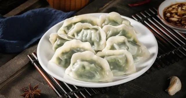 入伏需要彩头和仪式感，热气腾腾、香气喷喷的水饺伺候着‖秀川