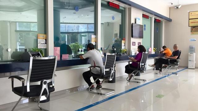 鲍顺良：银行降息对个人理财有何影响？ 银