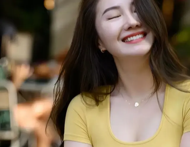 傲骨与世道之间。