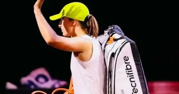 斯瓦泰克爆冷出局!WTA1000马德里站16强产生5席!小米拉轻松晋级！