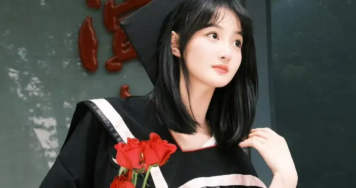 打败张嘉倪的25岁女孩邵晴被传和买超筹备婚礼？劝你别信豪门深情