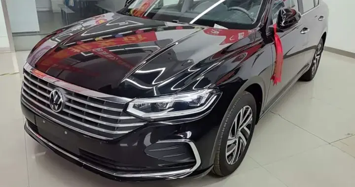 大众也是“一降到底”！朗逸跌至6.49万，一个月卖了22310台