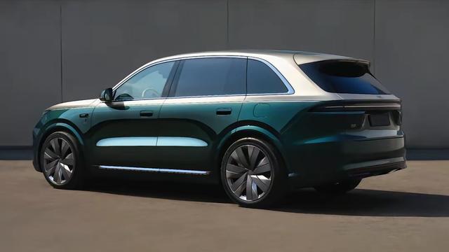 京车评：我觉得都不说配置材质价格，仅仅是