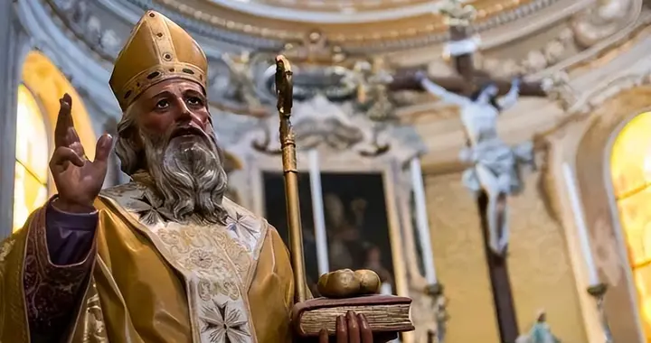 在家修道的希腊教父，被誉为“金口”，晚年因何客死他乡？