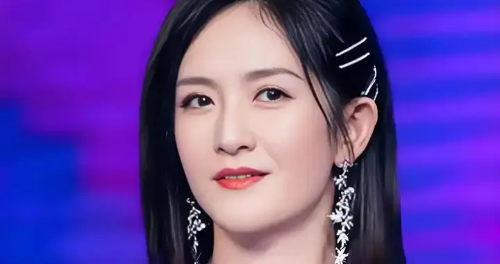 谢娜号召力依旧给力，演唱会门票秒售罄，本人得知后开心不已