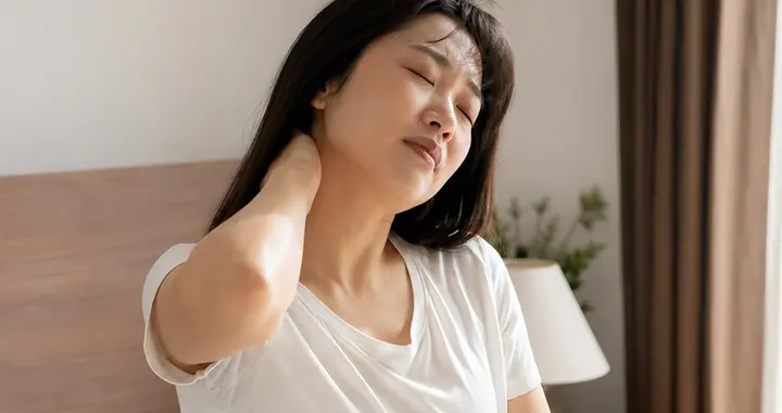 睡觉时总觉得脖子难受，可能不是姿势问题，而是颈椎在抗议