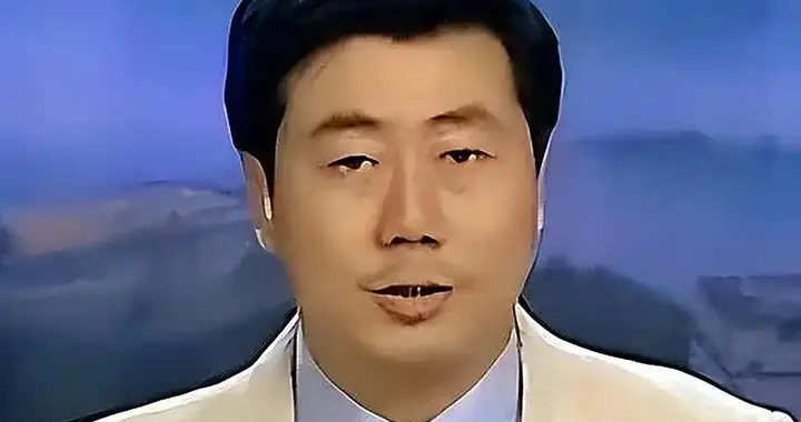 前央视名嘴方宏进：被女儿曝私生活混乱，如今靠直播打赏讨生活