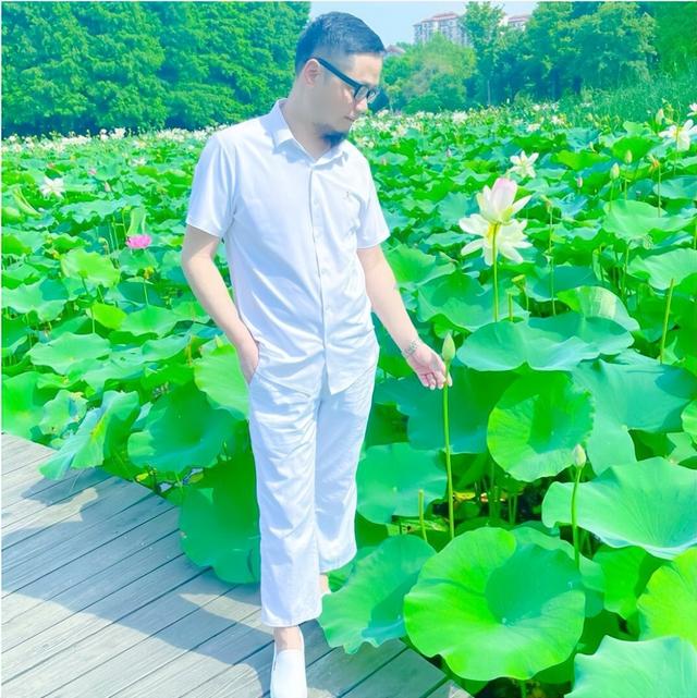 吴中南：书法艺术的不朽传奇