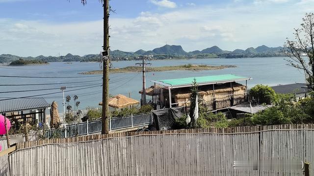 西西（溪爷）：春风一