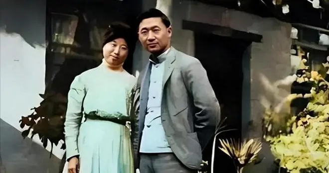 1910年孔祥熙和原配的罕见合影，若非英年早逝，不可能娶宋霭龄！