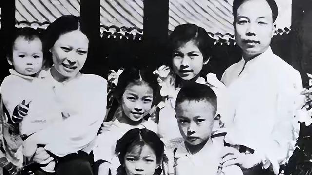 森林里倾听鸟语者：1958年，42岁的开