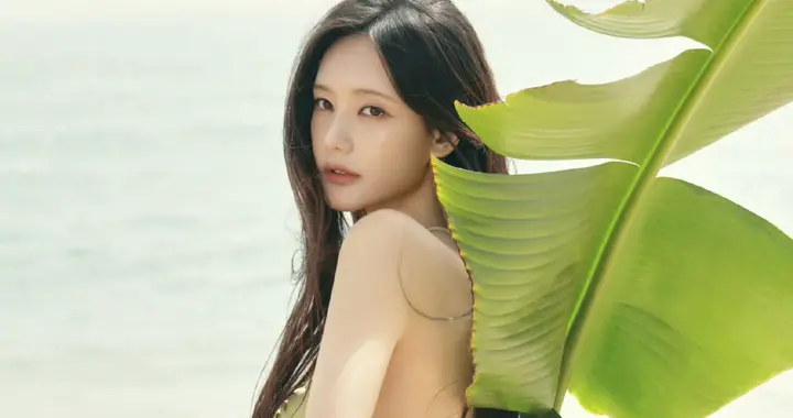 李一桐花絮直出，海边到都市一键切换，松弛感与贵气双在线！