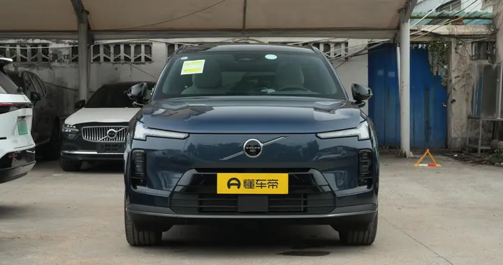 沃尔沃XC70，可油可电，馈电油耗仅6.55L，续航1200公里，真香!