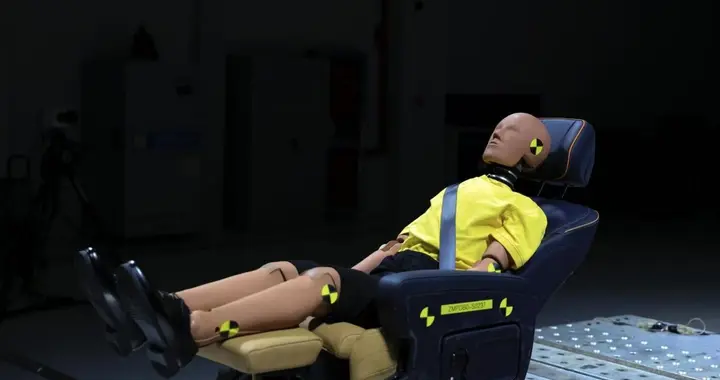 中国首款零重力碰撞测试假人诞生 实现中国汽车品牌假人“零突破”
