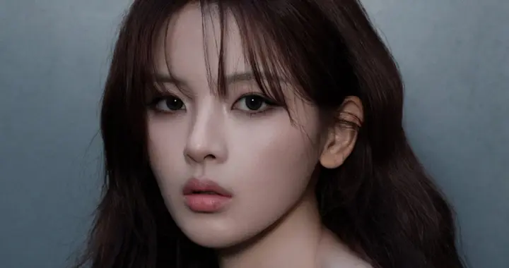 杨超越薄荷绿抹胸裙太绝了