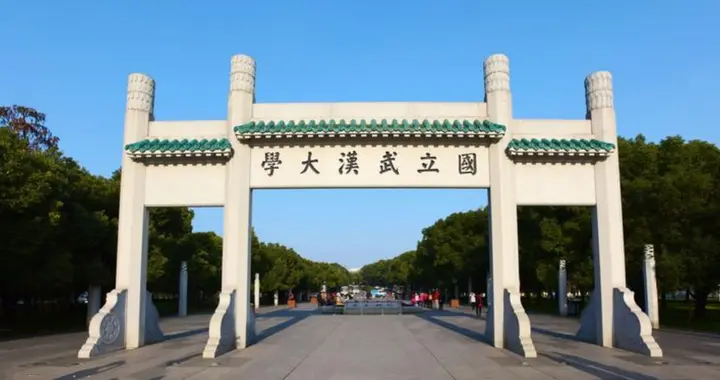 学历贬值大时代：普通本科还有必要读吗？现实答案让你清醒！