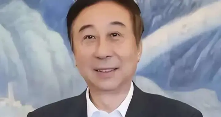 冯巩不说话，德云社没垮，曲协却淡了