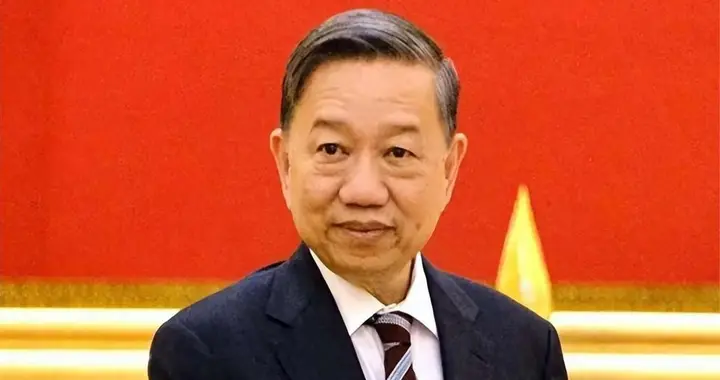 越南主席急访中国，年内两访显急迫，三大死穴只能靠中国救命