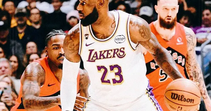 51000 分破了!剩下 42 场，他一场都不敢歇，现在看老詹打球就是赚