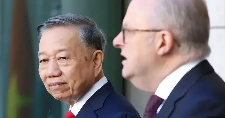 菲律宾刚吃瘪，又有邻国露头，中方重磅出手，一次性敲打两家