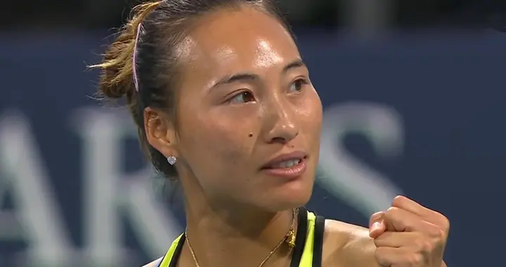 中国金花郑钦文WTA1000迈阿密站逆转凯斯，晋级16强