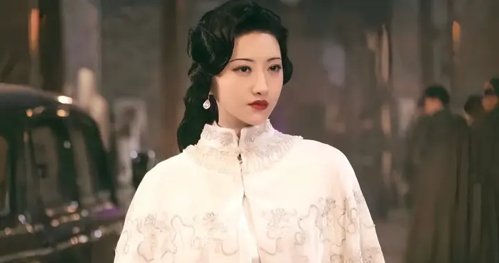 尾鱼的四部影视化作品对比！《枭起青壤》有望超越《司藤》吗？