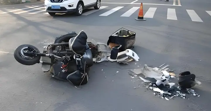 开车撞人后电话先打给谁？顺序错一步，可能多赔十几万！