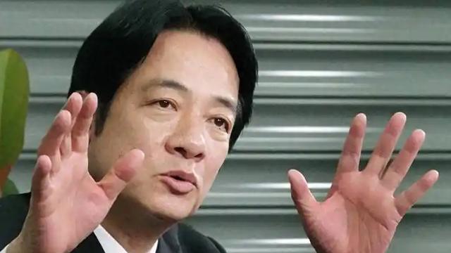 小阿蔓的梦游记：就在刚刚，  台“民进党