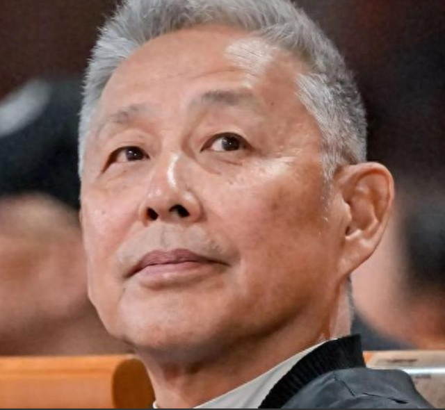 70岁陈道明：内娱最大笑话，被质疑艺德，“假正经”还是真君子？