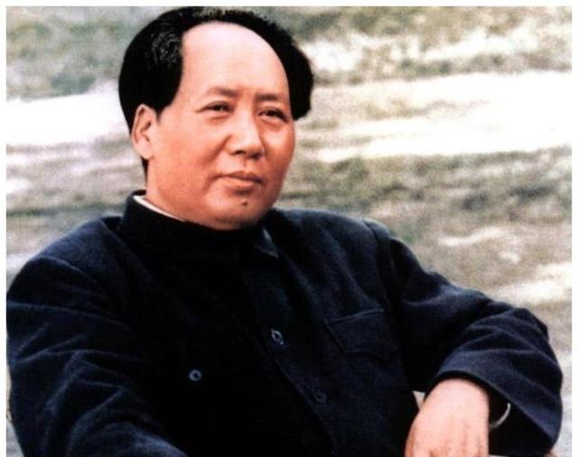 1957年，周秉德悄悄进入中南海，毛主席发现后询问：你来干什么？