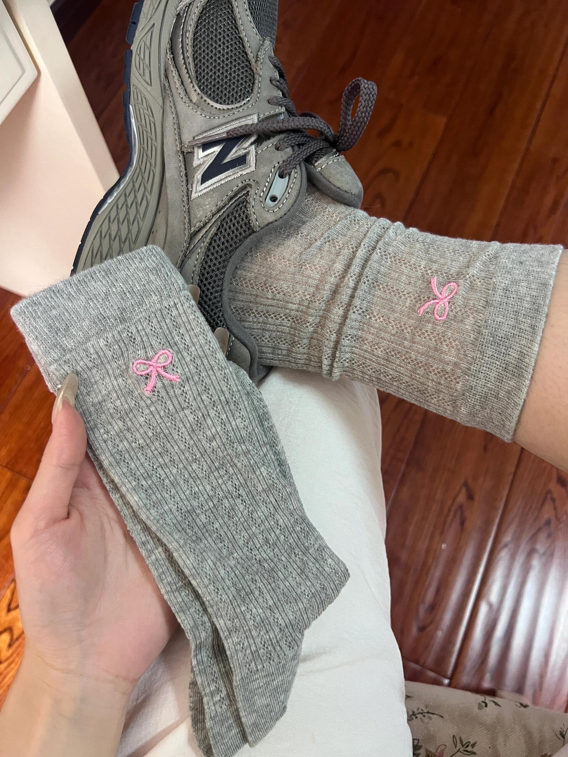 姐妹！终于找到夏天穿的袜子了～少女感满满