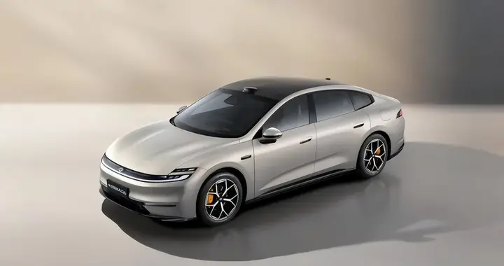 长安启源A06：全铝双叉臂+可变悬架，操控舒适性双赢