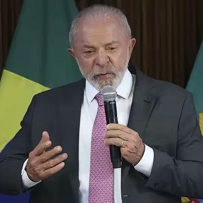 苍术：美军逼近巴西家门口！卢拉强硬表态