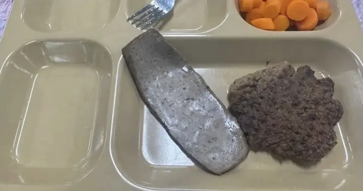 美国部署到中东的军舰物资短缺，食物又少又糟糕，士气跌到谷底