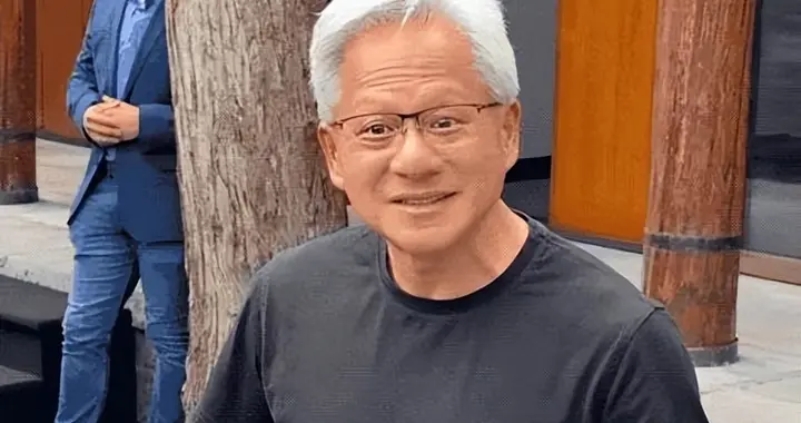 逛天坛登长城穿国风旗袍，特朗普访华团全员入戏，沉醉中式美景