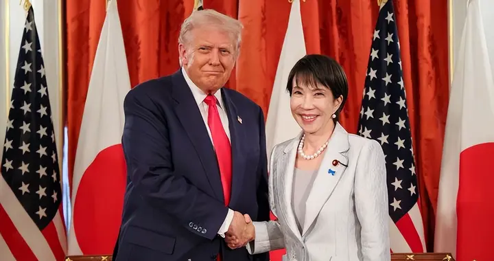 胆大包天！高市连特朗普都敢糊弄，白宫急了，美专机迅速赶往北京