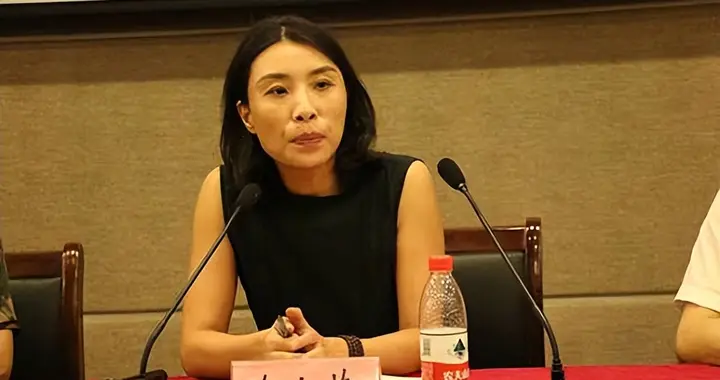申通老板娘被前任追讨2.8亿分手费，闹上法庭