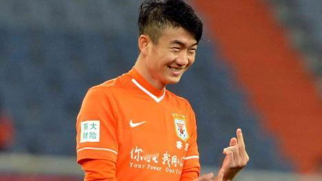 逍遥体坛：前中超悍将戴琳，这次真载了！