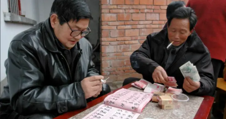 农村随礼，那些随一百块钱的人，看似豪爽，实则他们比猴子还精明