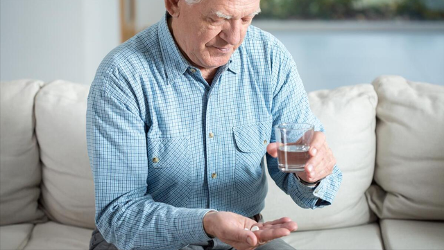 医生|这4类药物可能降低肾功能、升高血肌酐，最好不要滥用，别大意了