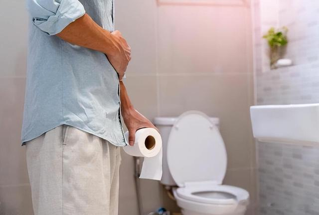 “有夜尿”与“没有夜尿”的人，哪个更健康？泌尿科医生说出实话