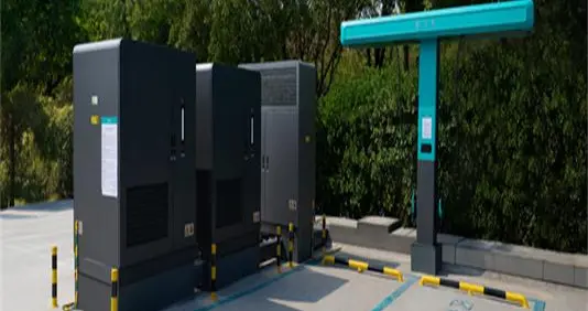 9分钟吃饱，零下30度不怂，比亚迪撕了最后一张黄历