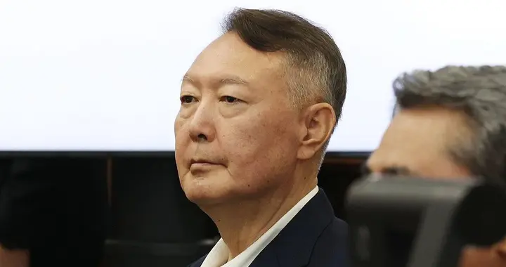 李在明位置保不住了？尹锡悦一审结果曝光，韩国内部决定不忍了