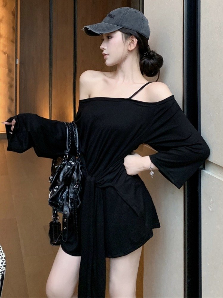 纯欲辣妹黑色露肩长袖连衣裙女