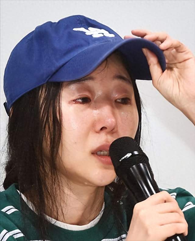 她被张艺谋力捧，却与富豪卷款61亿逃亡国外，永不回国！现在如何